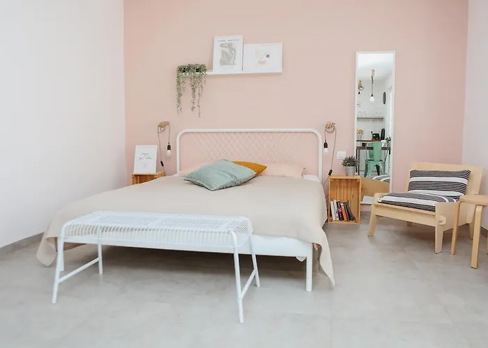 Apartment On The Sunny Side